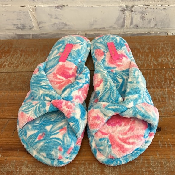NWOT Lilly Pulitzer Bondi Blue My Little Peony Slippers GWP Slippers Size 9/10 - Picture 2 of 7